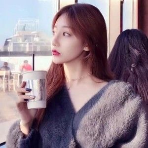 Meet your Posher, Logan